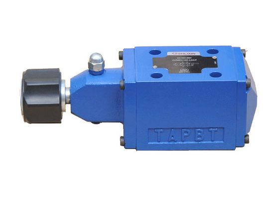 China Small Three Way Hydraulic Control Valve For Tractor Loader  Wood Splitter Hydraulic Pump supplier